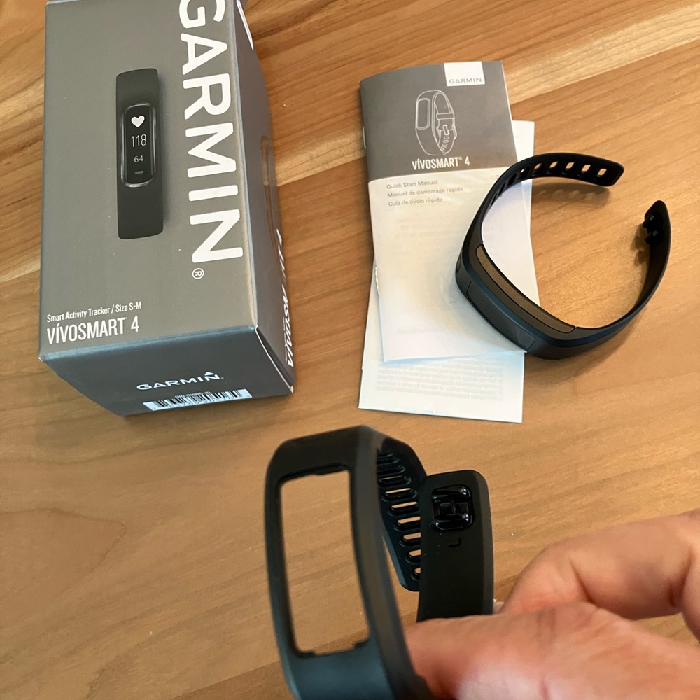 Garmin Vivosmart 4 Black Activity Tracker